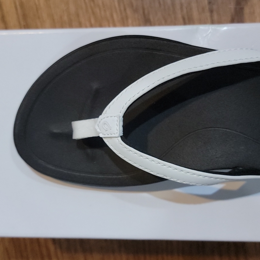 Olukai flip flops